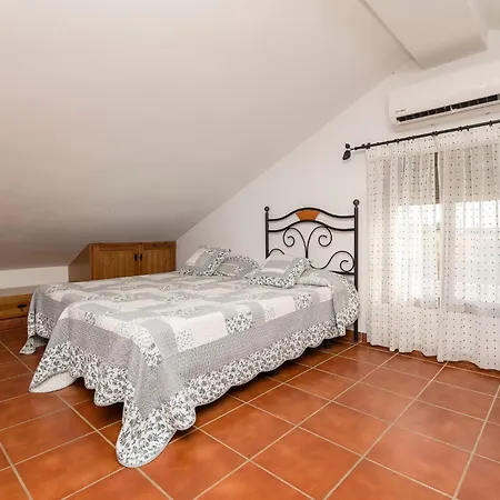 Holiday home Amado - Cil206 By Interhome