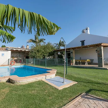 Holiday home Amado - Cil206 By Interhome